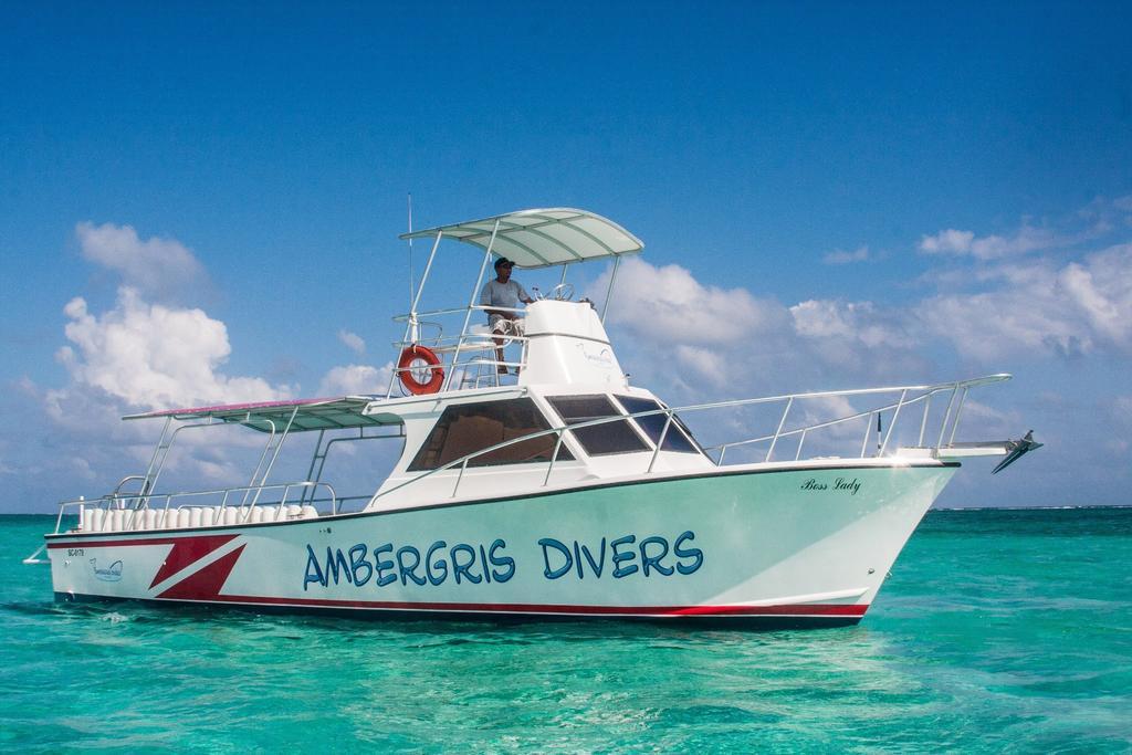 סן פדרו Ambergris Divers Resort מראה חיצוני תמונה